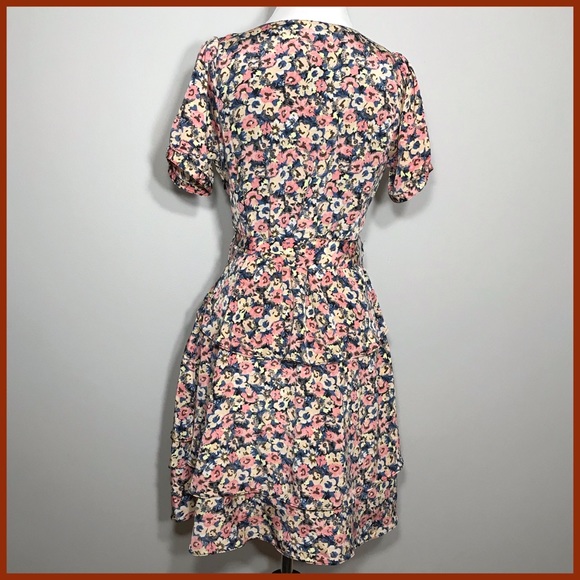 A Wear Floral Dress - Picture 4 of 5